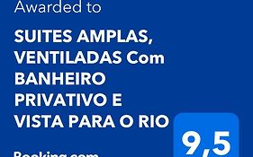 SUITES AMPLAS, VENTILADAS Com BANHEIRO PRIVATIVO E VISTA PARA O RIO